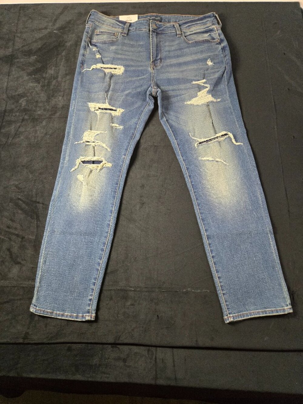 NWT Aeropostale Men's 38x32 Slim Stretch Distressed Ripped Jeans